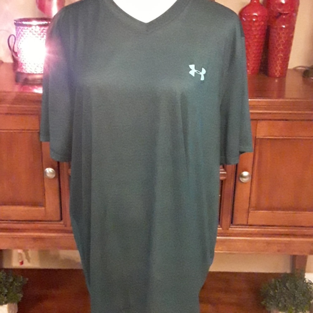 Women Under Armour Shirt
